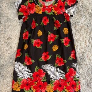 Hibiscus 🌺 MuuMuu Tropical Midi Dress